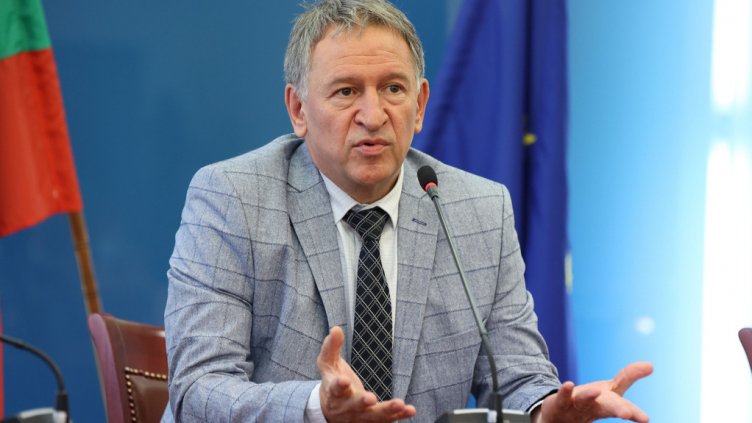 Нов обрат с ковид сертификатите: Ще важат 15 дни след първата доза!?