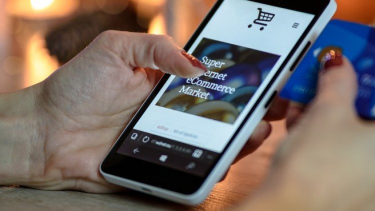 Технологични тенденции, които променят търговията на дребно и банкирането