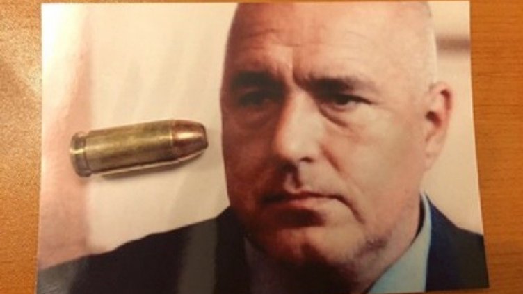 Патронът за премиера – прелюдия към предсрочен вот