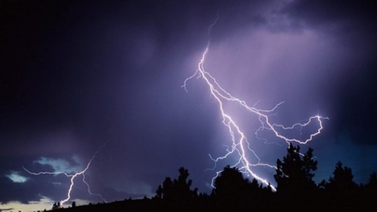 Мълния изпепели имущество за 50 000 лева