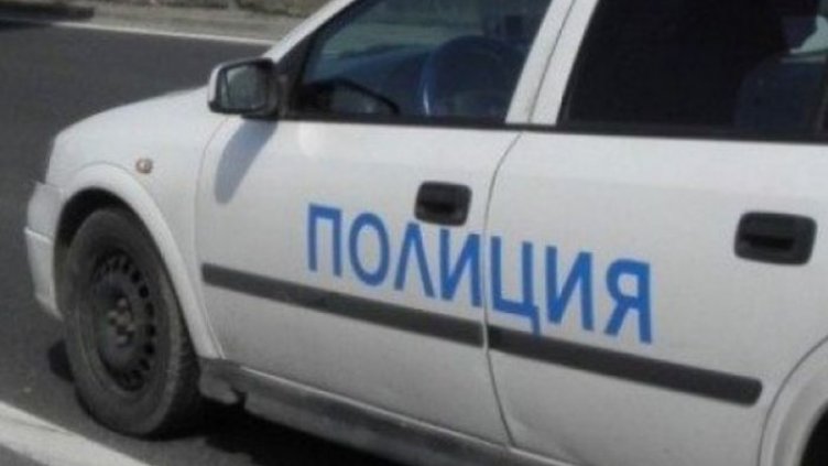 Шофьор падна в дере по пътя за Златни пясъци