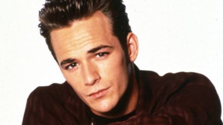 Звездата от &bdquo;Бевърли Хилс 90210&rdquo; Люк Пери претърпя тежък инсулт
