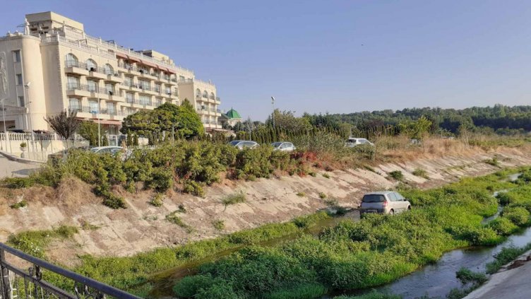 Мистерия с кола в дерето на река Батовска в Кранево