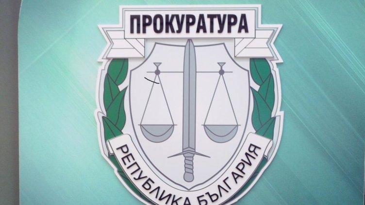 Откритите мъртви майка и дъщеря - с психични отклонения