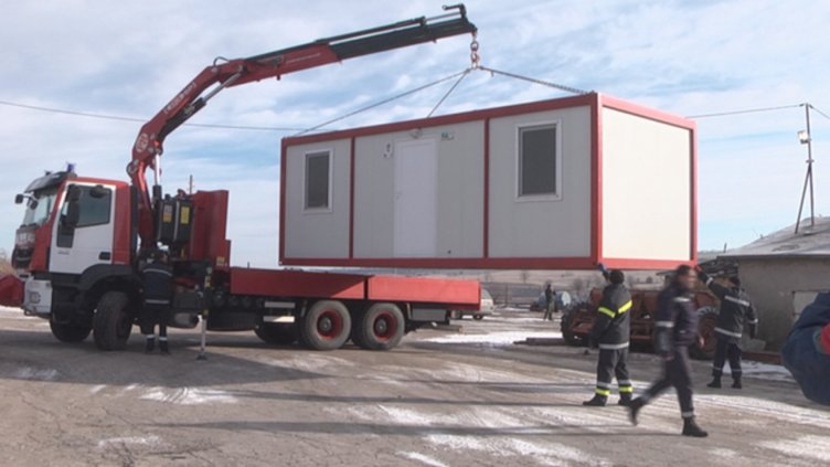 Първите фургони за останалите без дом вече са в Хитрино