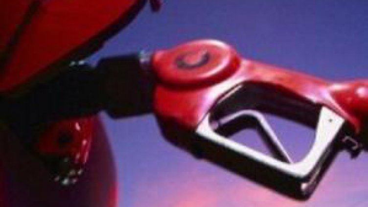 По-скъпо гориво за летните месеци 