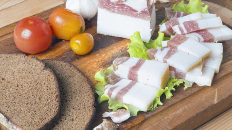 Доколко сланината е полезна?