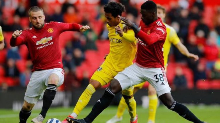 Виляреал среща Манчестър Юнайтед в битка за купата на UEFA