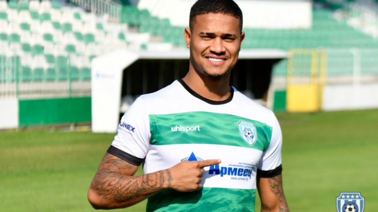 Черно море вдига на крака бразилец за мача в Разград