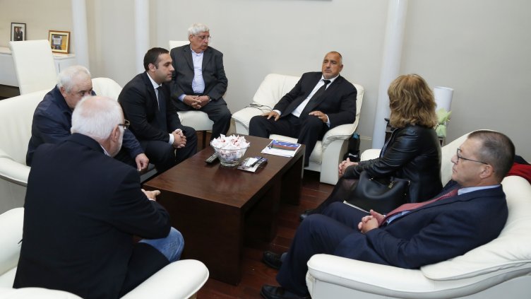 Премиерът Бойко Борисов  прие представители на протестиращите  работници в „Емко“