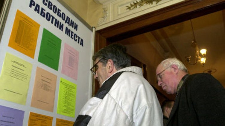 Осигуряват работа на 92-ма души по регионалната програма за заетост във Варненско