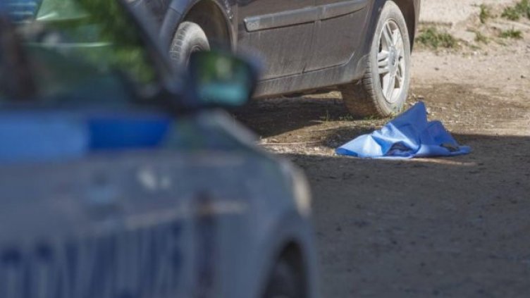 Подробности за бебето в плик: Реших, че е боклук, но изпадна телце (ВИДЕО)