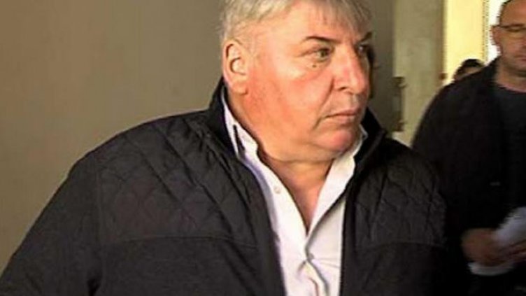 Кметът на Ахелой излезе от ареста, но без книжка за 2 г. и с 2 бона по-малко