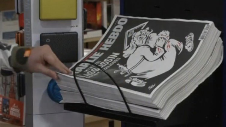 Ватикана осъди корицата на Charlie Hebdo