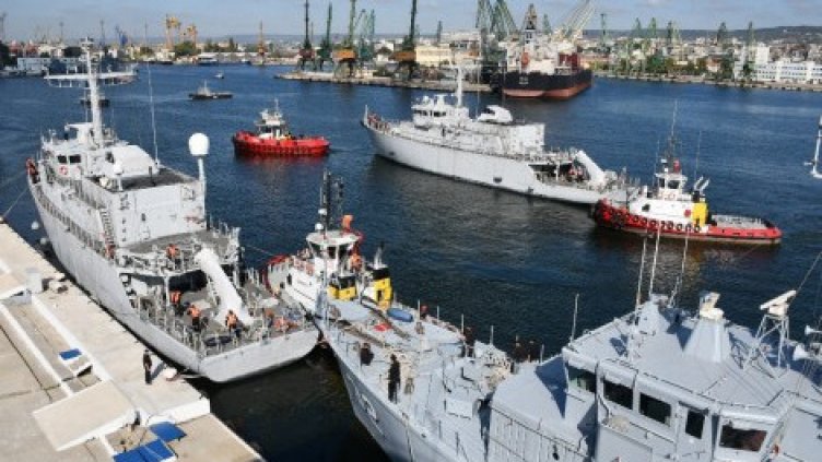 Варна посреща корабите от Черноморската военноморска група