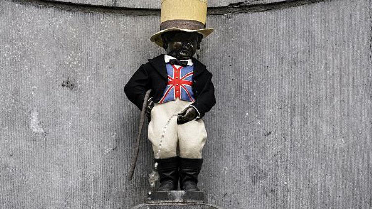 Пикаещото момченце се премени като Джон Бул в чест на Brexit