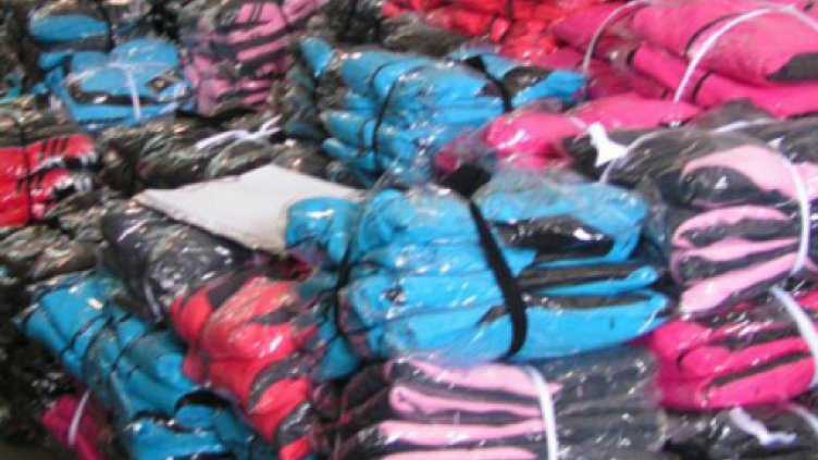 Пробация за търговци, продавали стоки ментета на Златните