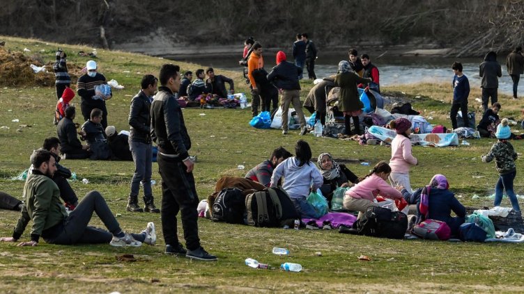 Вълна от мигранти по Балканския маршрут. Застрашена ли е България?