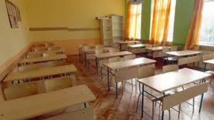 Кабинетът отпуска още 1,2 млн. лв. за стипендии на общинските училища
