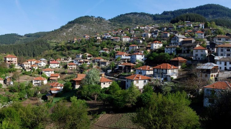 Младежът от Девин скочил заради несподелена любов