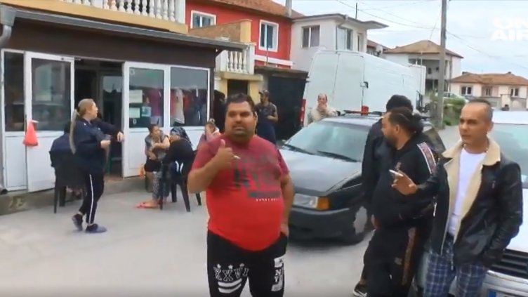 Ромите не искат ваксина. Страх ги е от иглата!