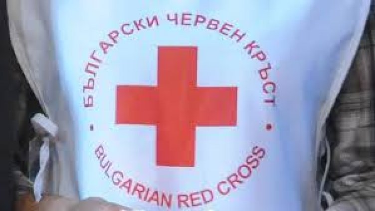БЧК събира храни, вода, свещи и ботуши за пострадалите