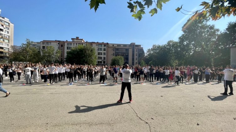 Треньорите на СКБИ „ТИМ“ отбелязаха Европейския ден на спорта в ГПЧЕ "Йоан Екзарх“ във Варна (Снимки)