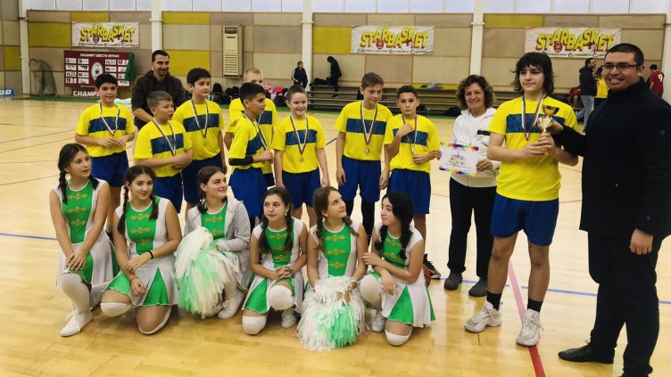 Завършиха ученическите игри по хандбал и баскетбол във Варна