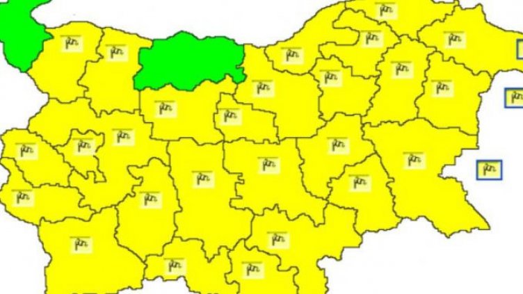 Внимание! Страшни ветрове и Сахарска жега в понеделник