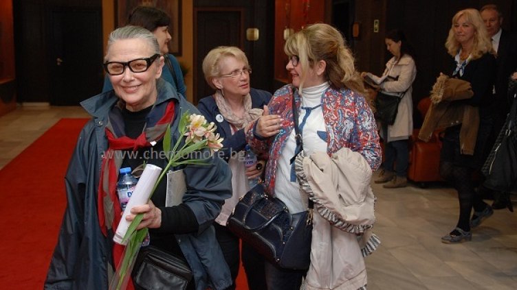 35 спектакъла завъртат на МТФ „Варненско лято 2014“