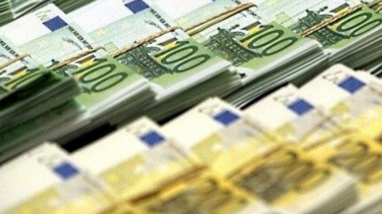Няма спрени, нито пък се планира спиране на еврофондове за България