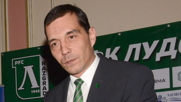 Ангел Петричев