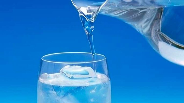  Какво ни причинява консумацията на студена вода?