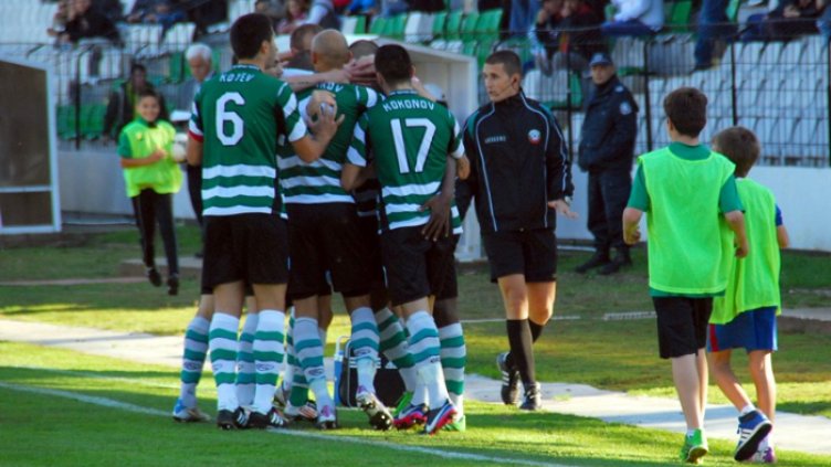 „Морето” се разправи с „Любимец”