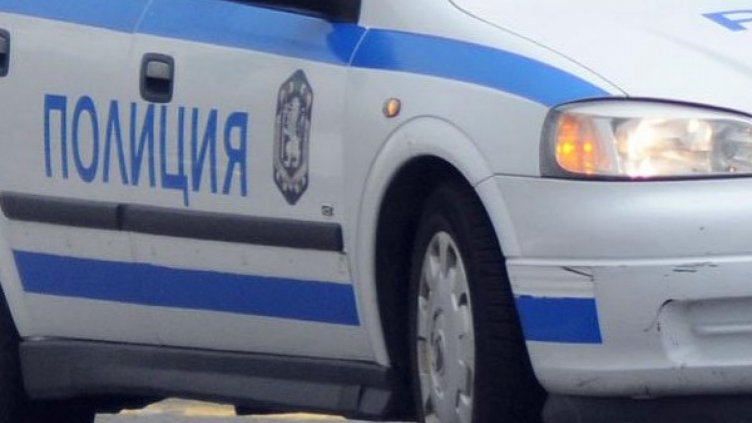 Пиян ученик без книжка подкара кола в Сливен, спипаха го