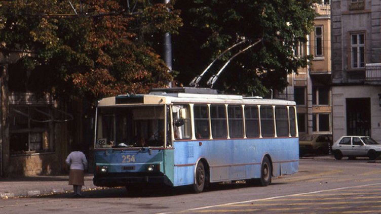 За първия учебен ден пускат тролеите по линия 83