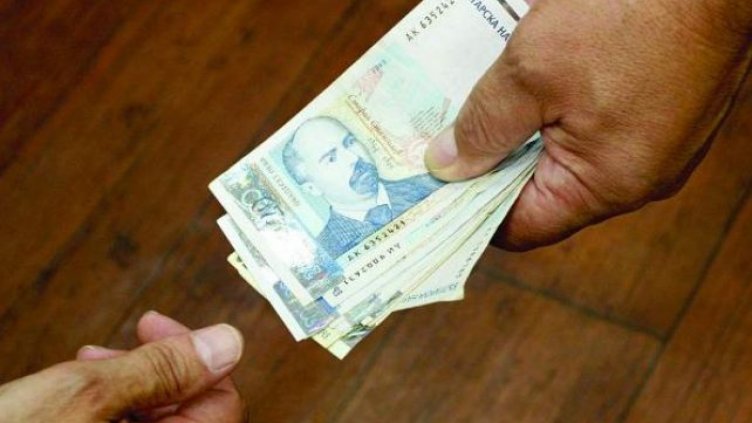 21-годишен неправоспособен водач, дал подкуп на полицаи, отива на съд