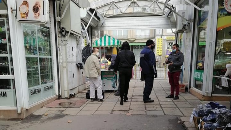 Спипаха мъж с амфети на пазара във Варна