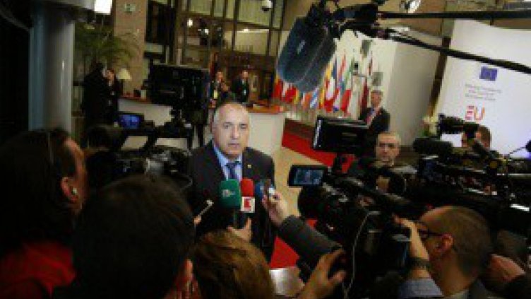 Премиерът: Абсолютен провал на външната политика на много държави