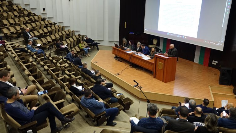 Ремонтират два важни пътни възела във Варна