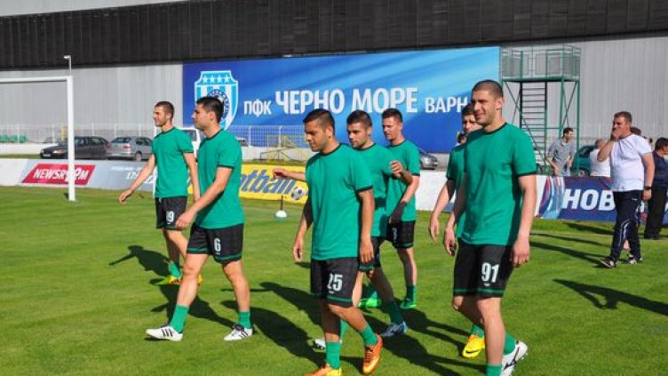 Бакари тренира 2-разово с "моряците"