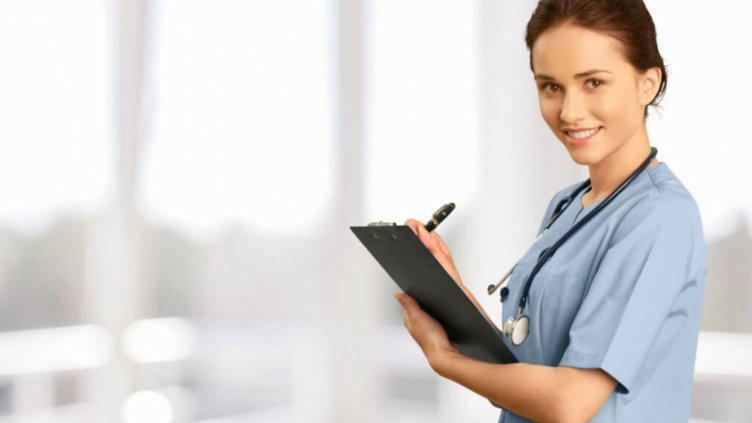 Медицински сестри и продавачи търсят във Варна