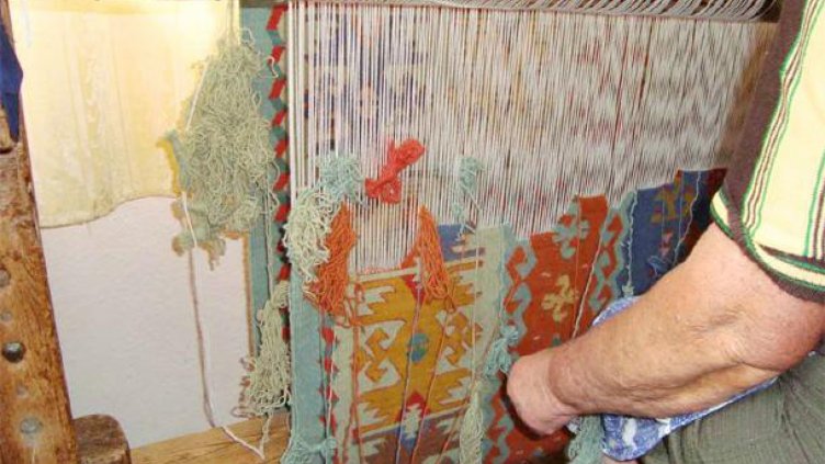 Състоя се традиционният фестивал на чипровския килим