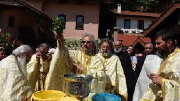 "Св. св. Константин и Елена" и „Владиславово“ отбелязват празника си