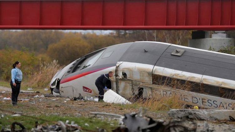 В дерайлиралия скоростен влак край Страсбург е имало деца
