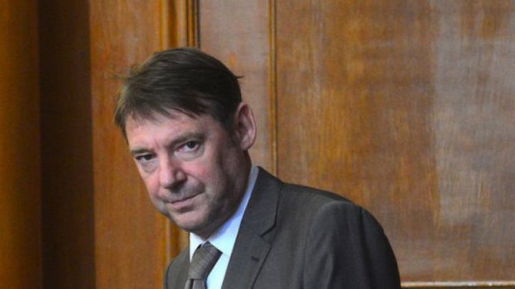 Шефът на ДАНС няма да подава оставка