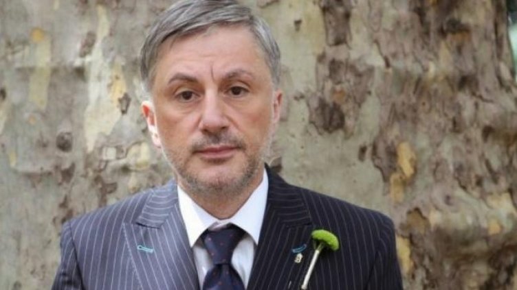 След двете операции и комата, в която е поставен, ще оцелее ли Денди?