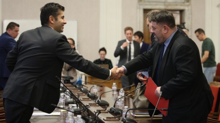 ПП-ДБ и БСП седнаха на масата за преговори