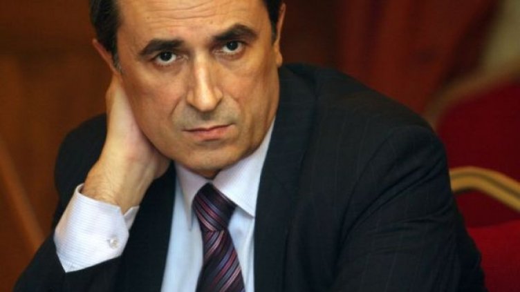 Орешарски: Не мога да се свържа с Портних!