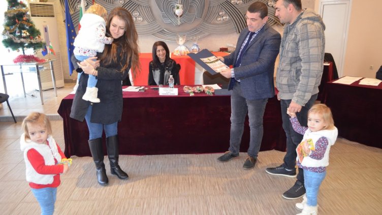Забавачките в Девня стават безплатни